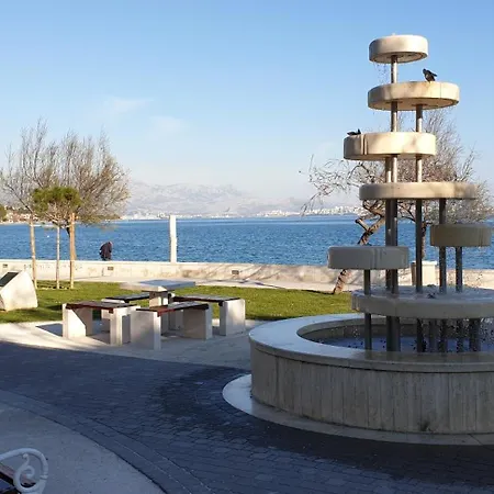 Apartment Lana Kastel Stari Kastela Exterior photo
