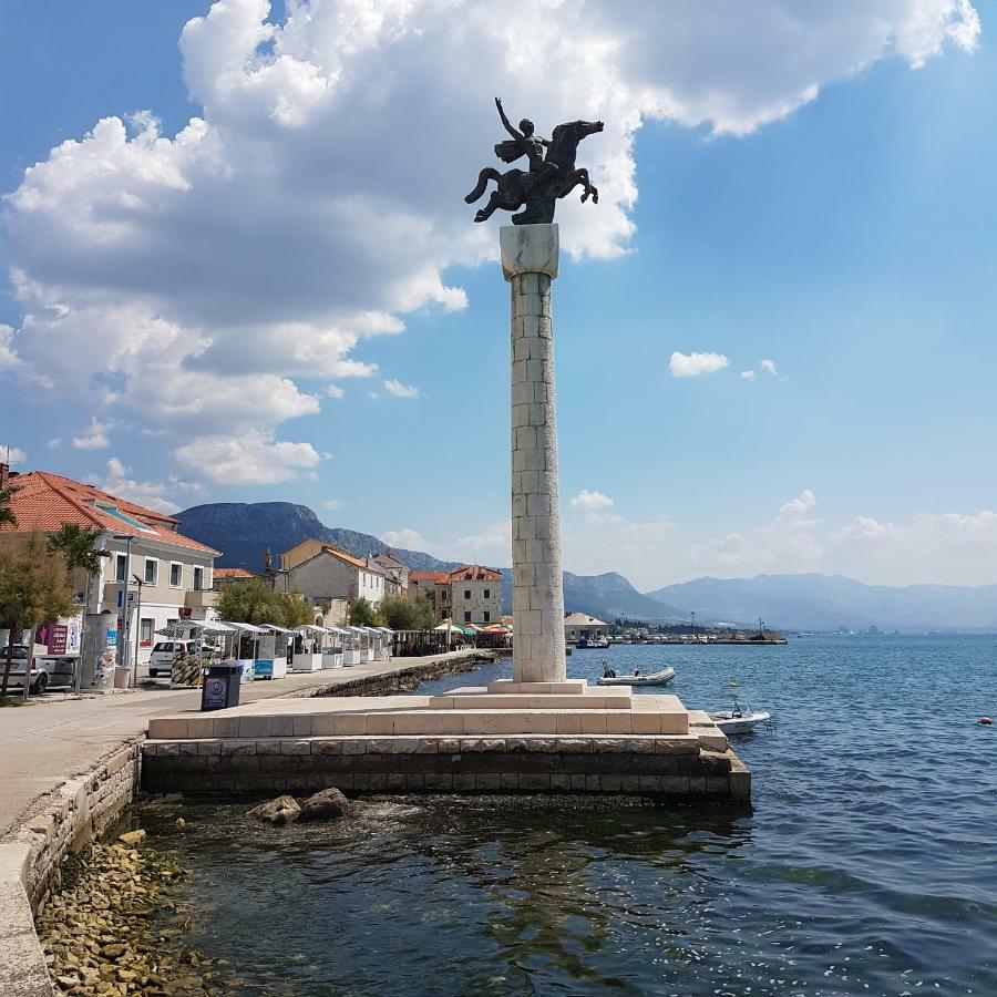 Lana Kastel Stari Apartment